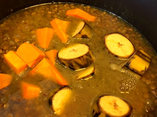 Vegan Lentil Stew Recipe for Prosperity in 2017 final pot to simmer